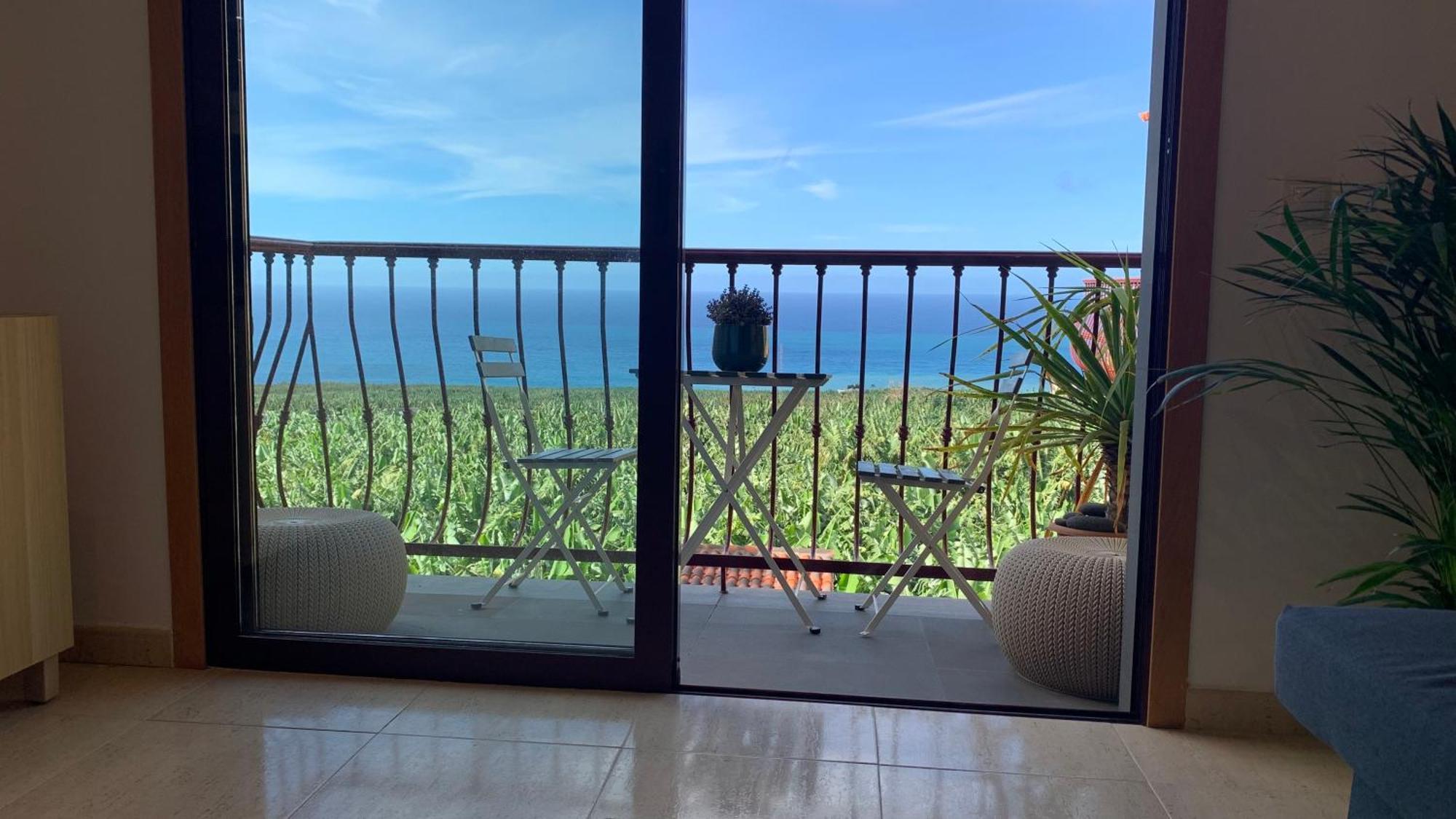 Apartamento Los Guirres Tazacorte Luaran gambar